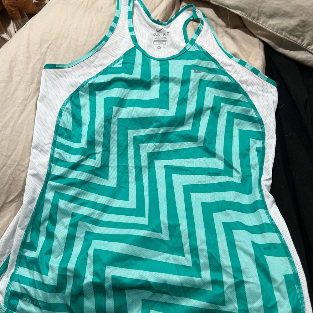 Nike womens tank